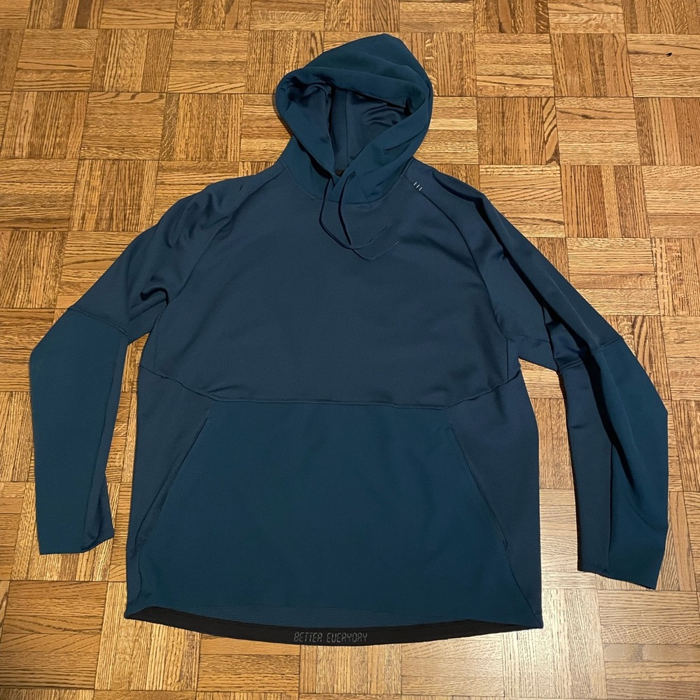 VERY RARE!! Lululemon Fundamental Fuel Hoodie Night Diver Size XL